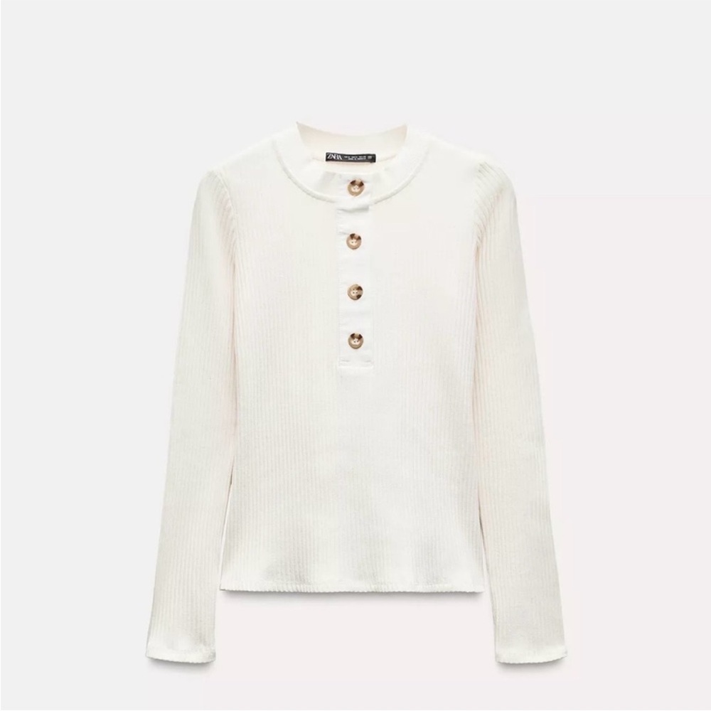 Zara Cream Sweater with Button Accents